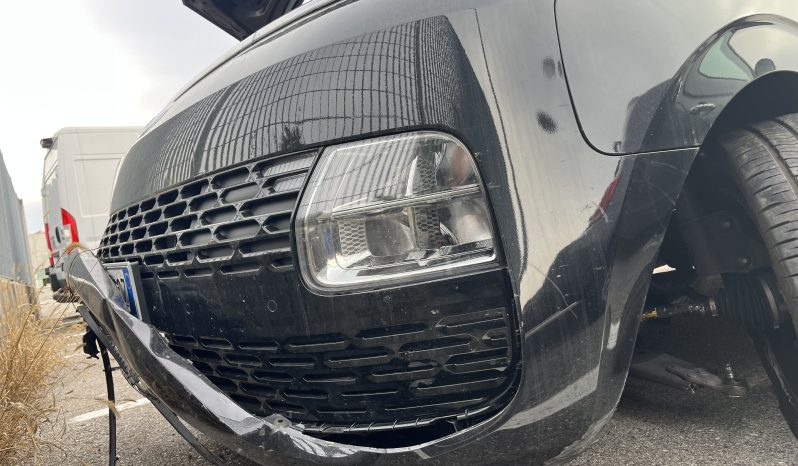 
								HYUNDAI STARIA full									