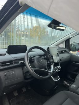 
										HYUNDAI STARIA full									