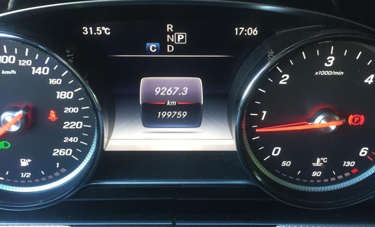 
								MB-E 220 D full									