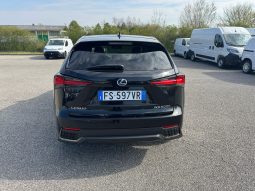 
										LEXUS NX-300h F-SPORT full									