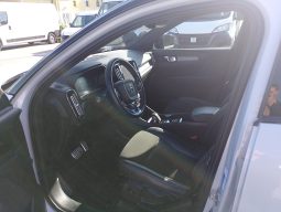 
										VOLVO XC-40 Plugin full									