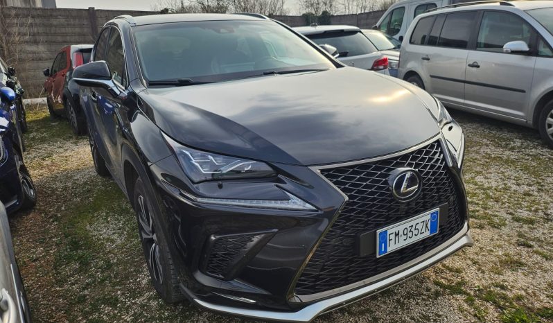 
								LEXUS NX-300h SPORT full									