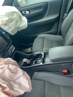 
										VOLVO XC-40 Plugin full									