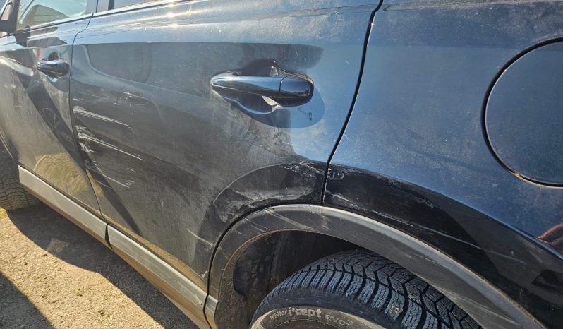 
								TOTOTA RAV-4 full									