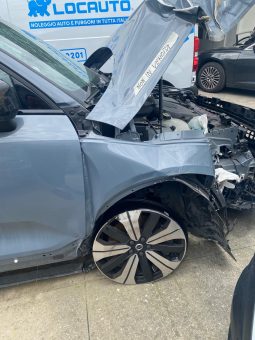 
										VOLVO XC-40 Plugin full									