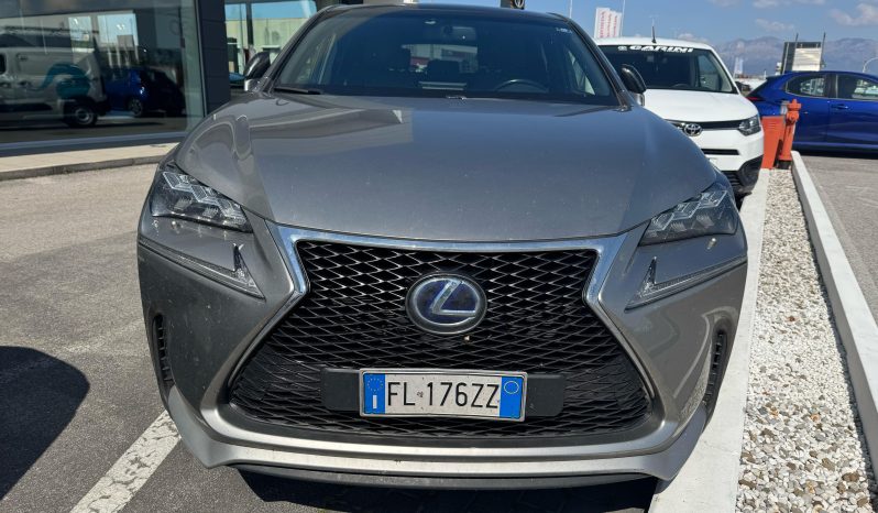 
								LEXUS NX-300 h F-SPORT full									