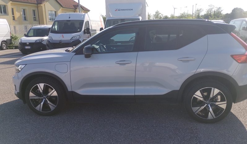
								VOLVO XC-40 Plugin full									