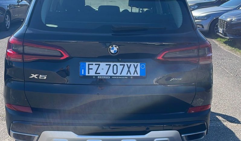 
								BMW X5 full									