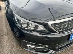 
										PEUGEOT 308 SW full									