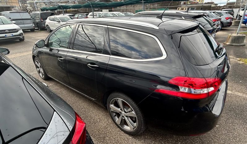 
								PEUGEOT 308 SW full									