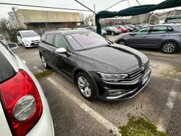 
										Volkswagen PASSAT ALLTRACK full									