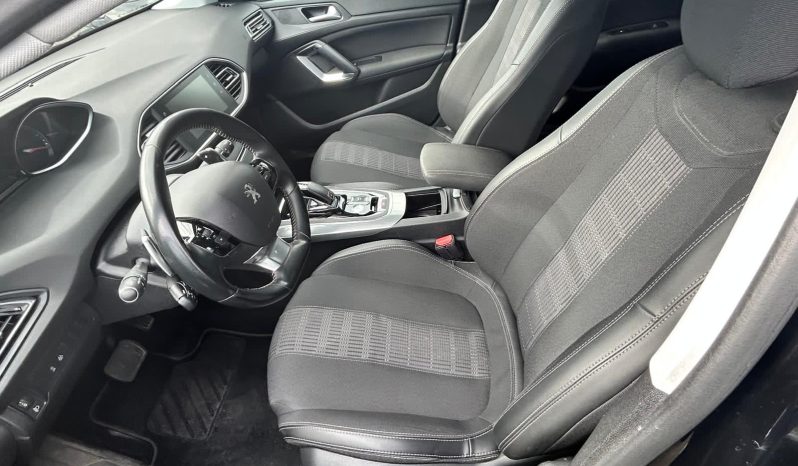 
								PEUGEOT 308 SW full									