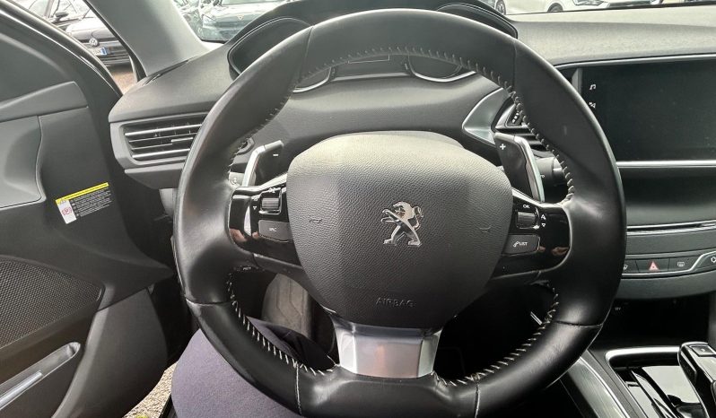
								PEUGEOT 308 SW full									