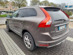 
										VOLVO XC-60 full									