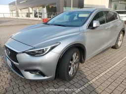 INFINITI Q-30