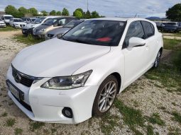 LEXUS CT-200H